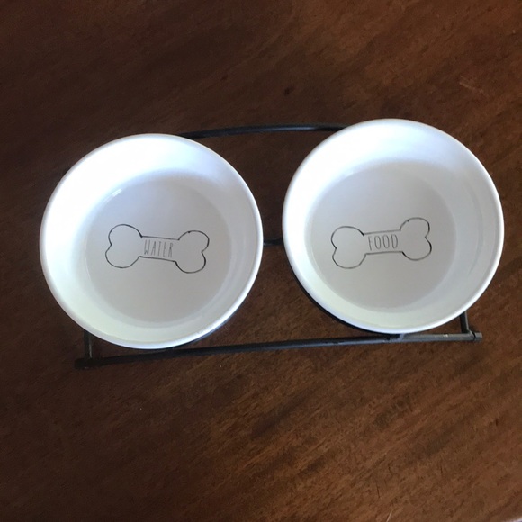 winifred and lily dog bowls